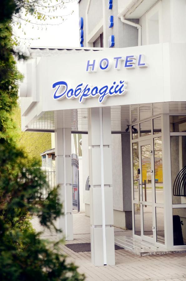 Hotel Dobrodiy Winnyzja Exterior foto